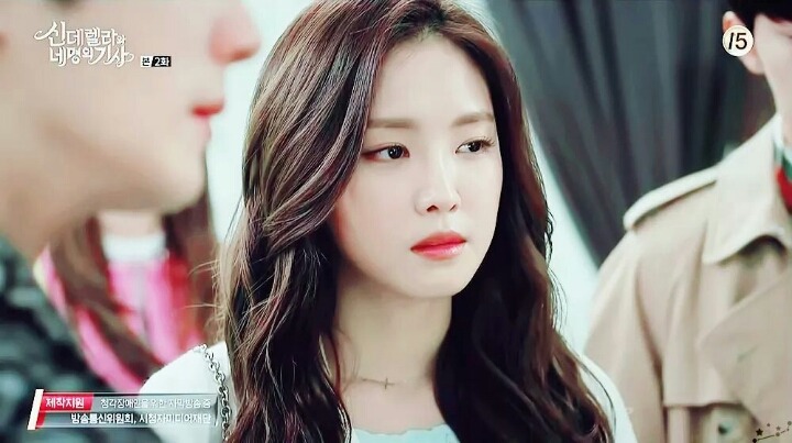눈이 촉촉해진 나은이 | 인스티즈