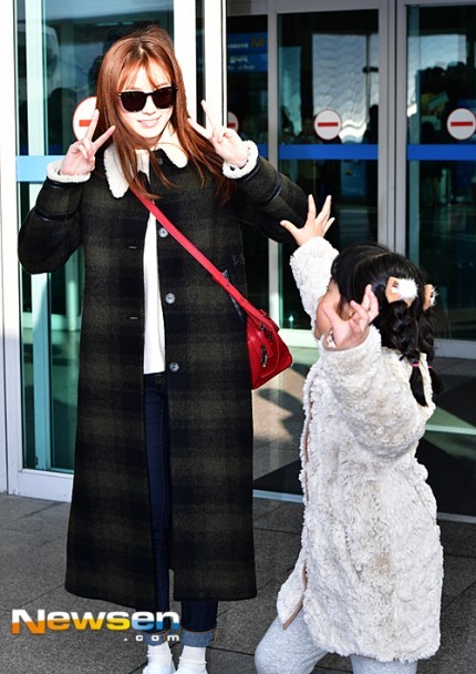 오늘자 한효주 놀라게 한 여자 아이 | 인스티즈