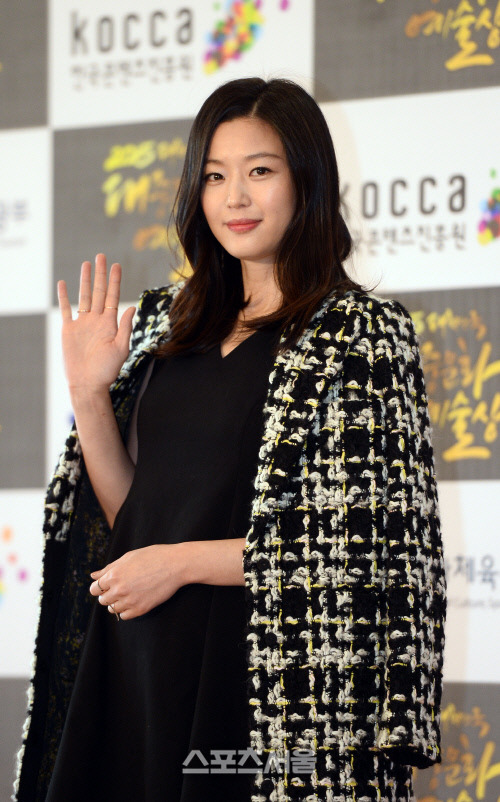 오늘자 전지현.jpg | 인스티즈
