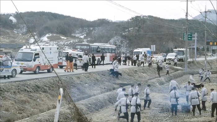 [황해] 영화에서 억울하고 무섭고 짠내터지는 연기 잘 하는 하정우.. | 인스티즈