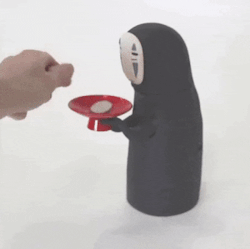 가오나시 저금통.gif | 인스티즈