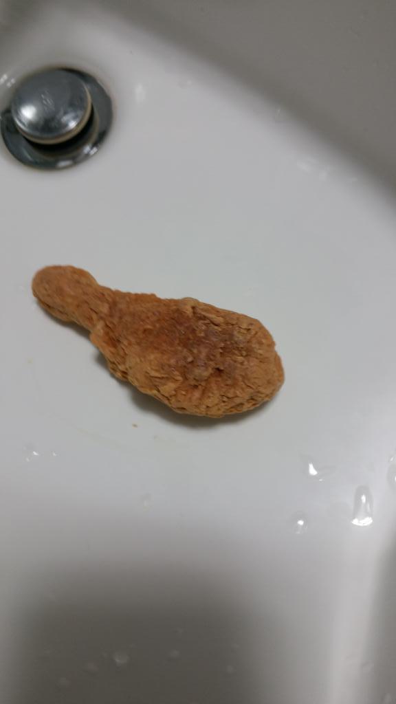흔한 치킨집의 1주년 기념 선물.JPG | 인스티즈