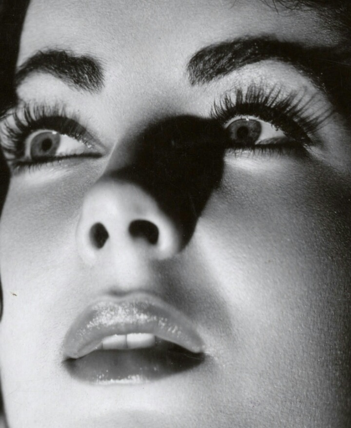 속눈썹이 두겹으로 나는 돌연변이에 걸렸던 여자 | 인스티즈