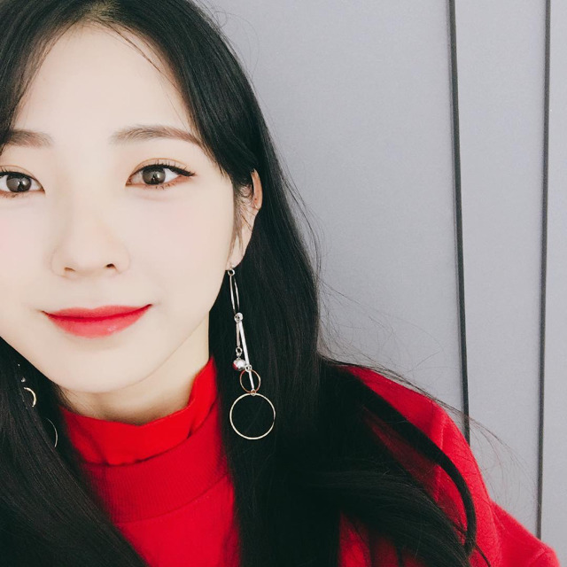 오늘자 서울패션위크 이수현.jpg | 인스티즈