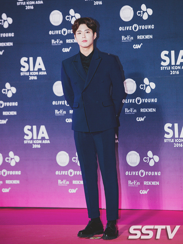 박보검 무표정 클라스.JPG | 인스티즈