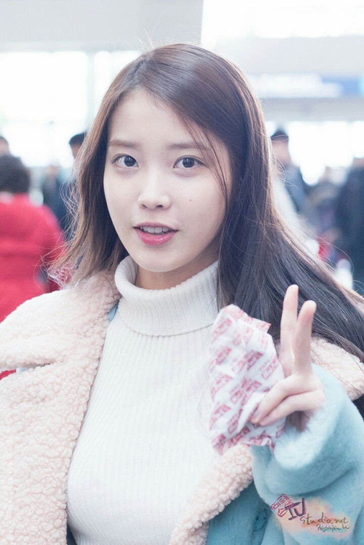 아이유 겨울철 코디 스타일.jpg | 인스티즈