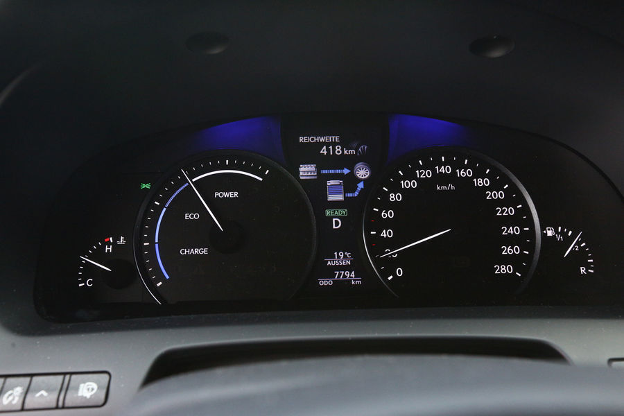 아우디 A8 4.0 vs 렉서스 LS 600h | 인스티즈