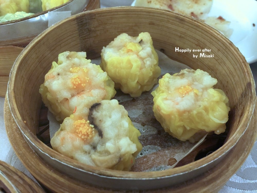 한 번 먹으면 끊임없이 들어가는 새우 샤오마이 | 인스티즈