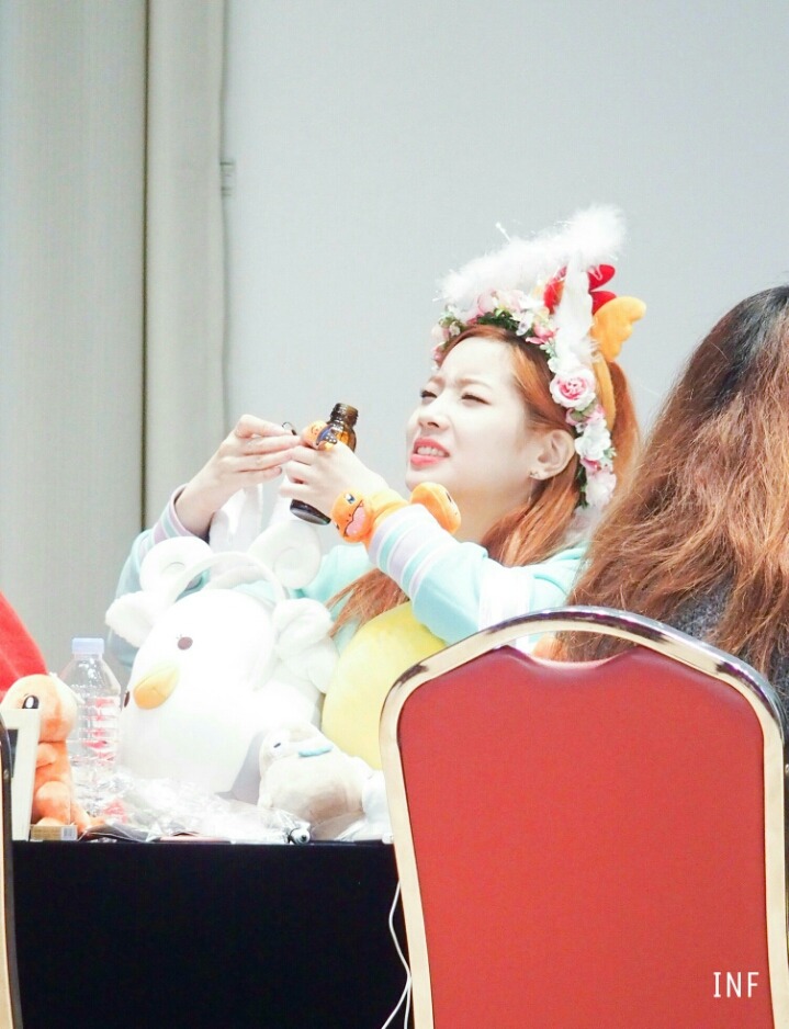 [트와이스] 쌍화탕 한잔하는 다현이 | 인스티즈