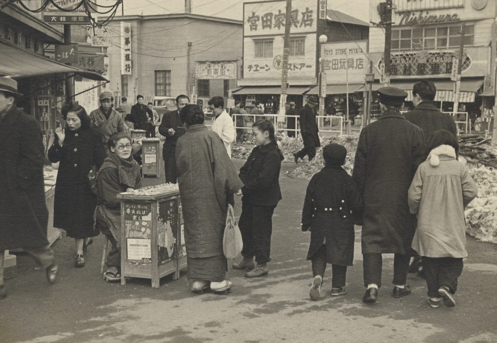 1953년 일본 도쿄 | 인스티즈