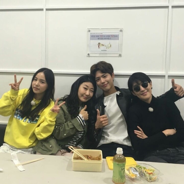 박보검을 바라보는 여자들의 심정.jpg | 인스티즈