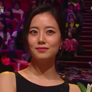 문채원 미모 정점 찍었던 날.jpg | 인스티즈