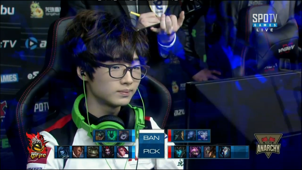[LOL] 현재 케스파컵 밴픽화면.jpg | 인스티즈