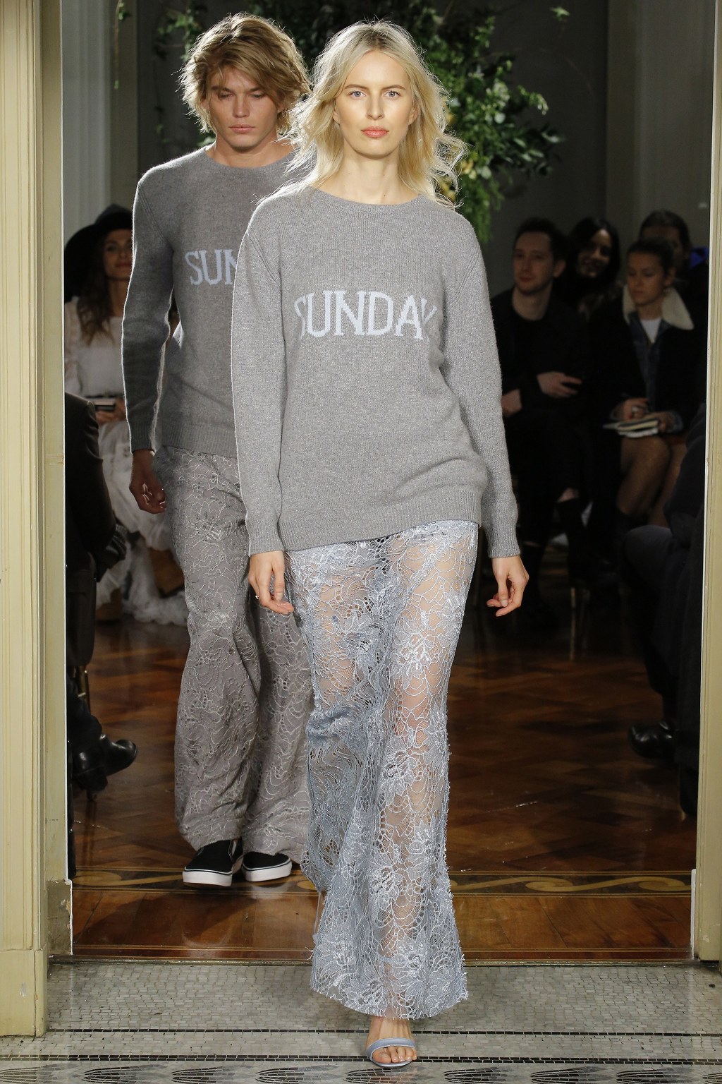 알베르타 페레티 S/S 2017 오뜨 꾸뛰르 컬렉션 | 인스티즈