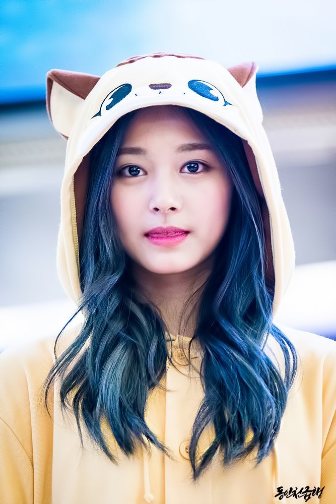쯔위가 맞는 말하네 | 인스티즈