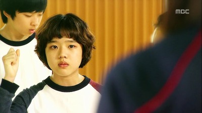 [여왕의교실] 친구에게 배신당한게 오해인걸 알고 난 후에 서신애(은따역할) 죄책감 표정 연기 *연기진짜잘함/약스압 | 인스티즈