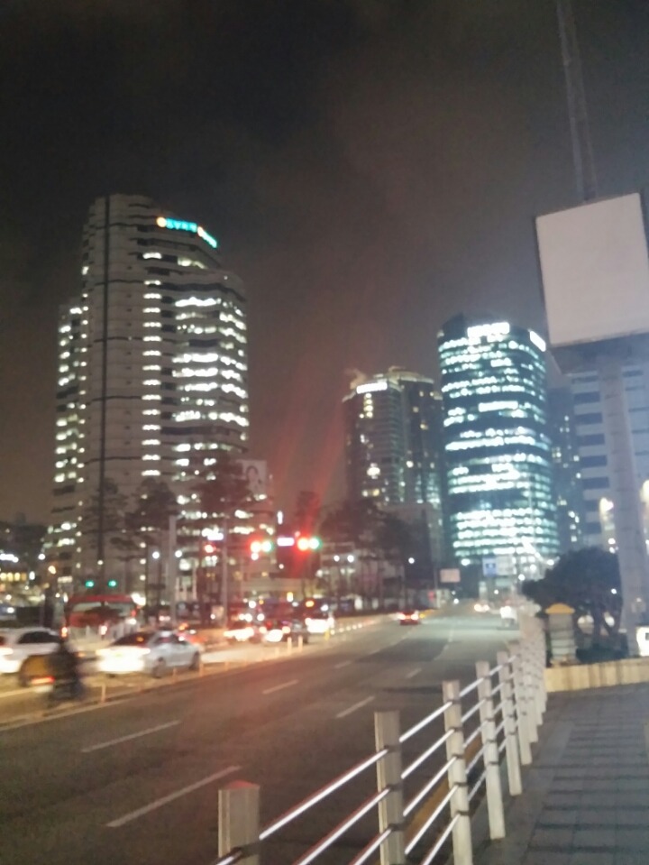 오늘자 서울 도심 | 인스티즈