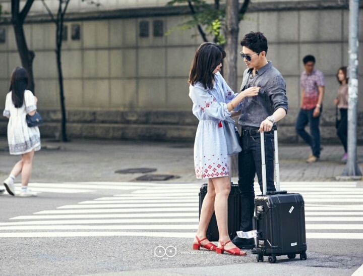 '질투의 화신' 공효진 스틸컷 공개…기상캐스터 하기 힘드네 '공무룩' | 인스티즈