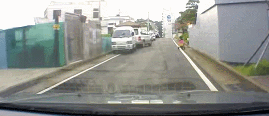 운전 중 자주 보이는 커플(혐오주의).gif | 인스티즈