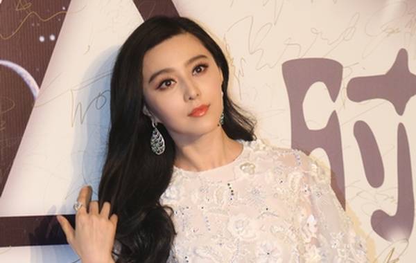 판빙빙 리빙빙 안젤라베이비 같은날 같은장소에서 | 인스티즈