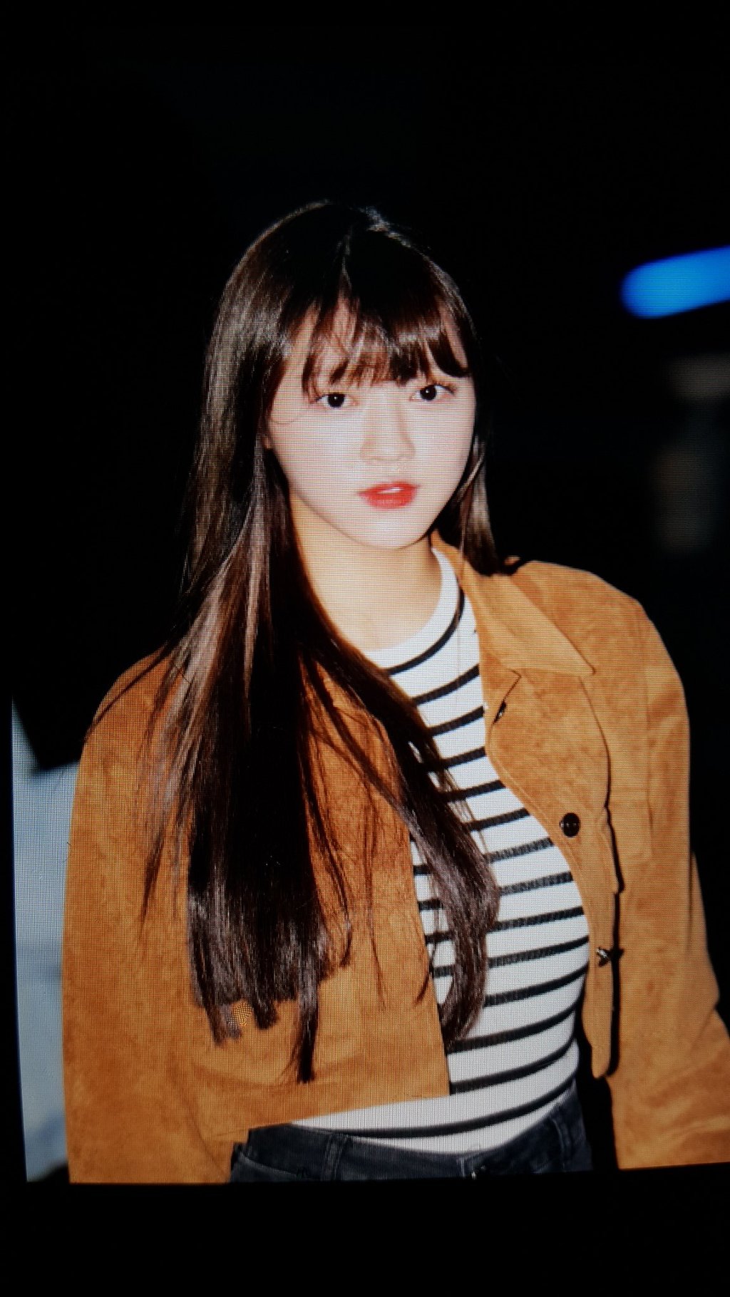 오늘자 뮤뱅 출근길 오마이걸 유아.jpg | 인스티즈