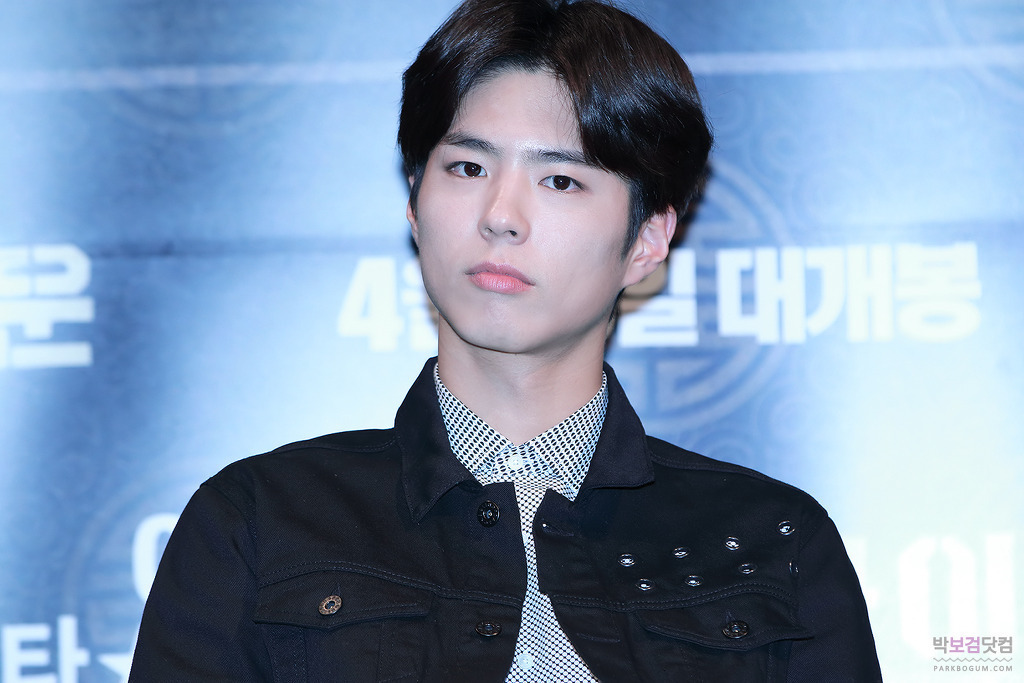 박보검 무표정 클라스.JPG | 인스티즈