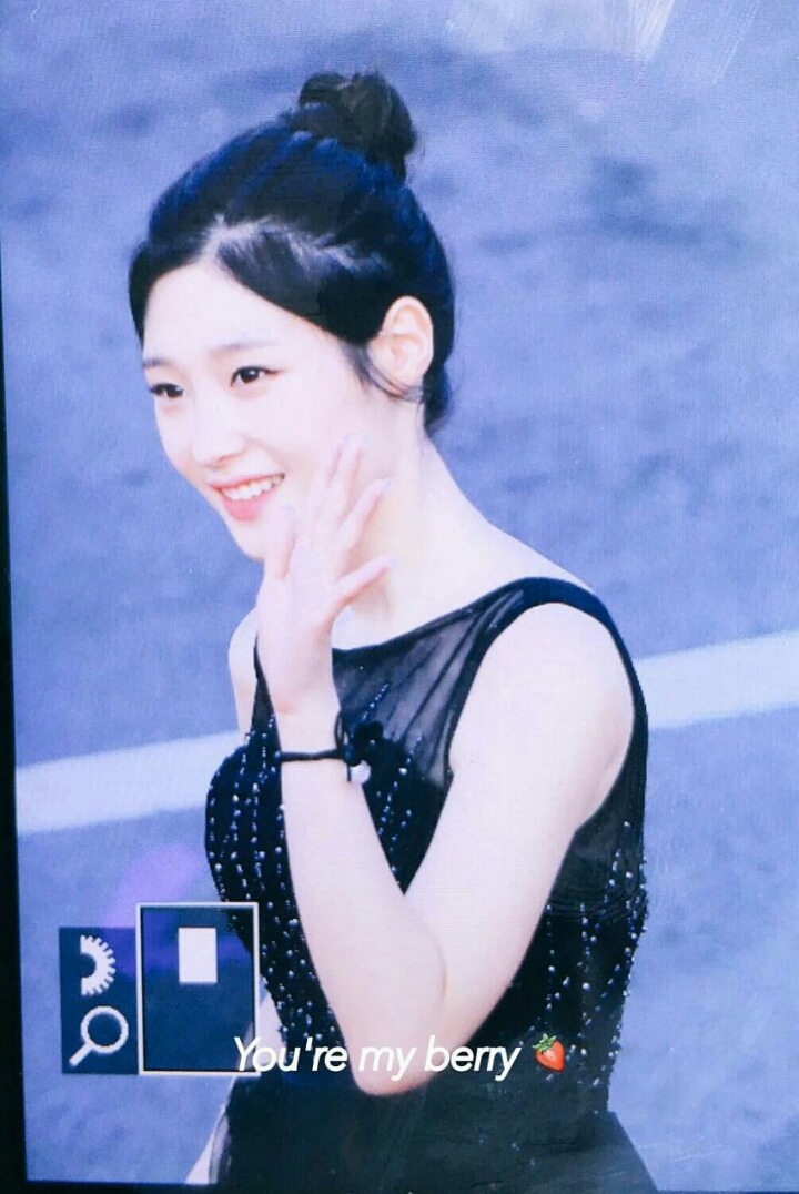 남자친구와 헤어진 정채연 | 인스티즈