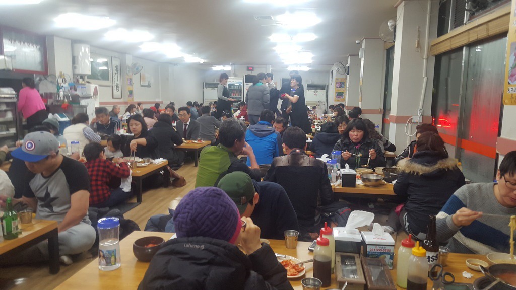 경기도에서 가장 유명하고 장사 잘된다는 칼국수 맛집 양대산맥 | 인스티즈