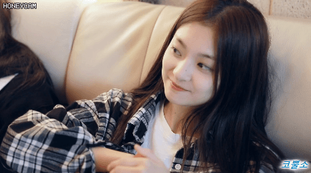 프로미스나인 이나경.gif | 인스티즈