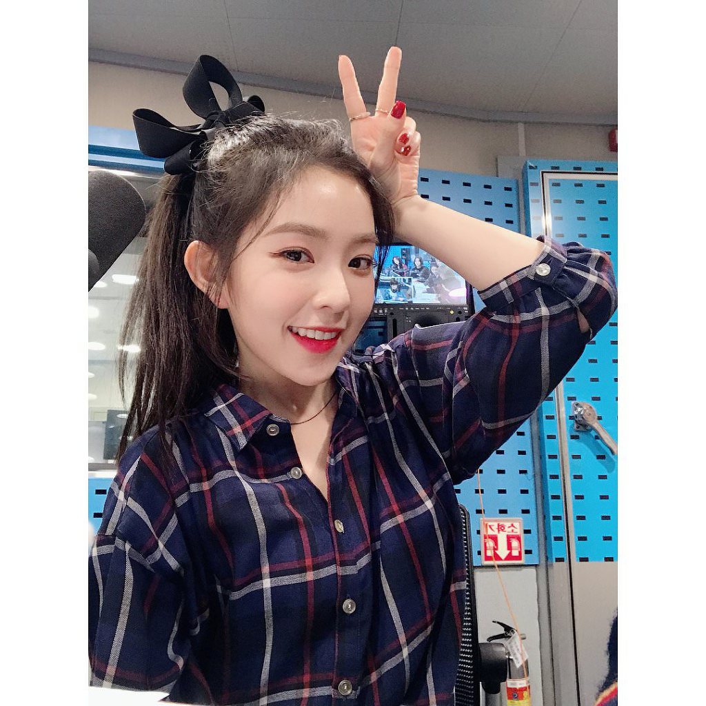 남녀아이돌 100명이 뽑은 제일 예쁜 여자 아이돌.jpgif | 인스티즈