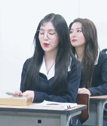 귀여운 안경 쓴 아이린.gif | 인스티즈