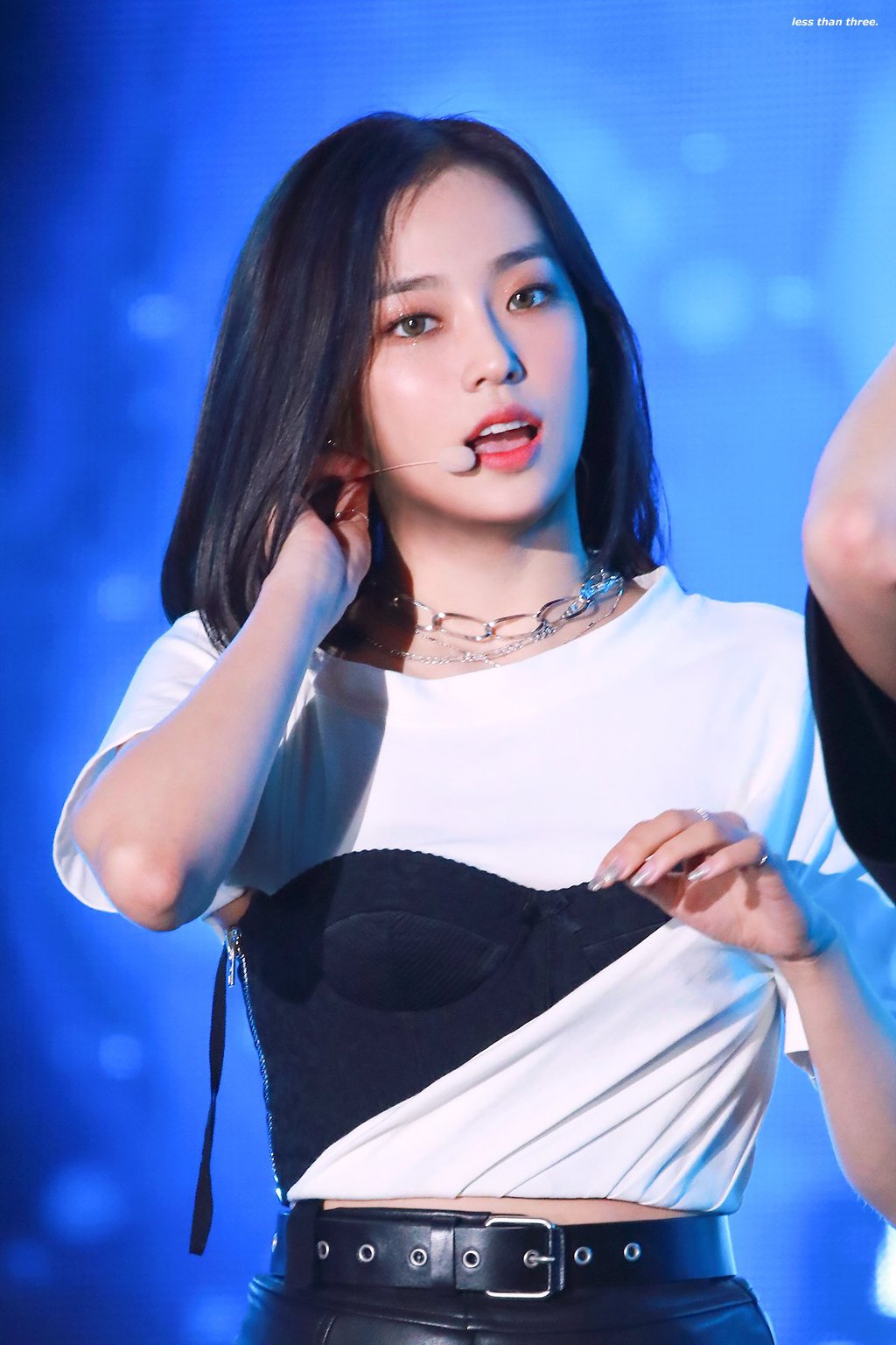 단발머리가 찰떡같이 어울리는 CLC 장예은.jpgif | 인스티즈