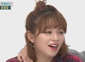 친구끼리 애정표현으로 못하는 사람은 절대 못하는 것.gif | 인스티즈