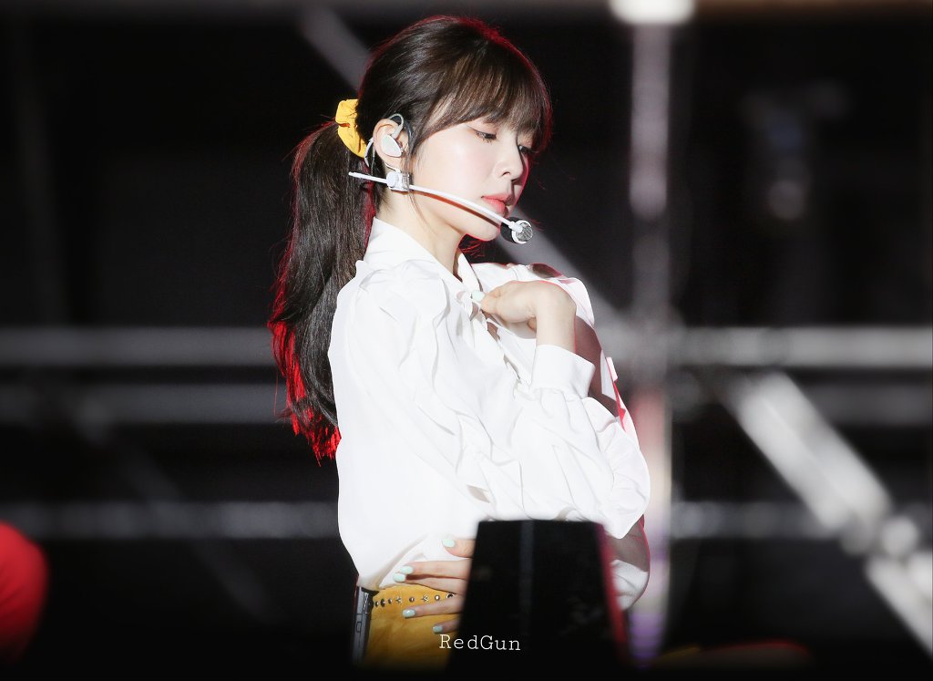 아이린 앞머리 + 포니테일 조합.jpg | 인스티즈
