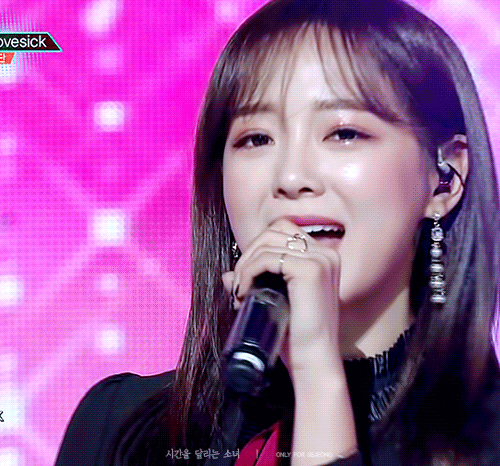 오늘 뮤뱅 김세정.gif | 인스티즈