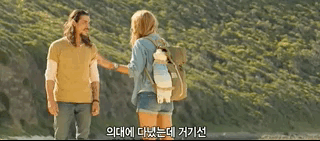 나만 아는 파라다이스로 서핑 하러 왔는데 죽은 고래가 있어여....gif | 인스티즈