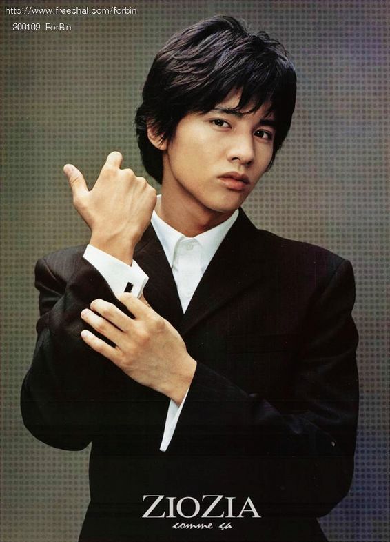 이 둘중 얼굴만 봤을때 더 잘생긴 배우는? | 인스티즈