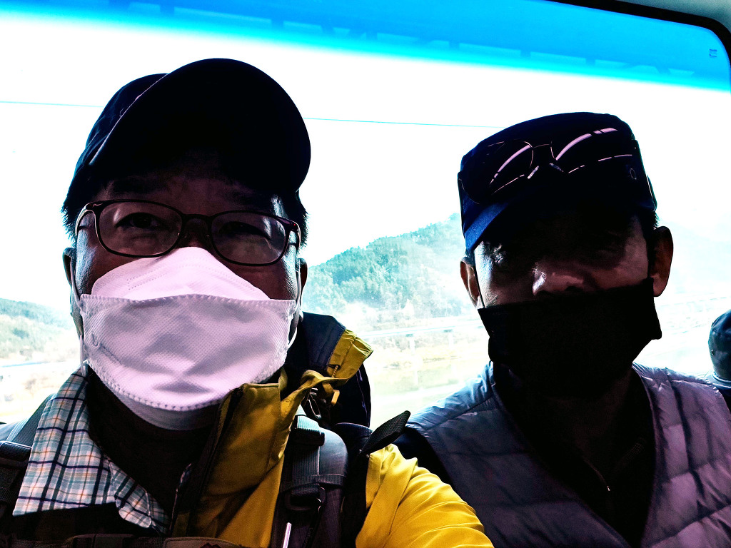 육:굴 이미지