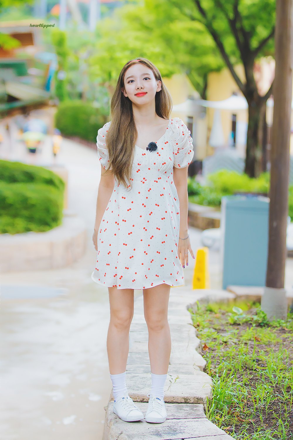 180711 KBS 연예가중계 게릴라 데이트 촬영 - 체리 토끼 나연이 of TWICE | 인스티즈