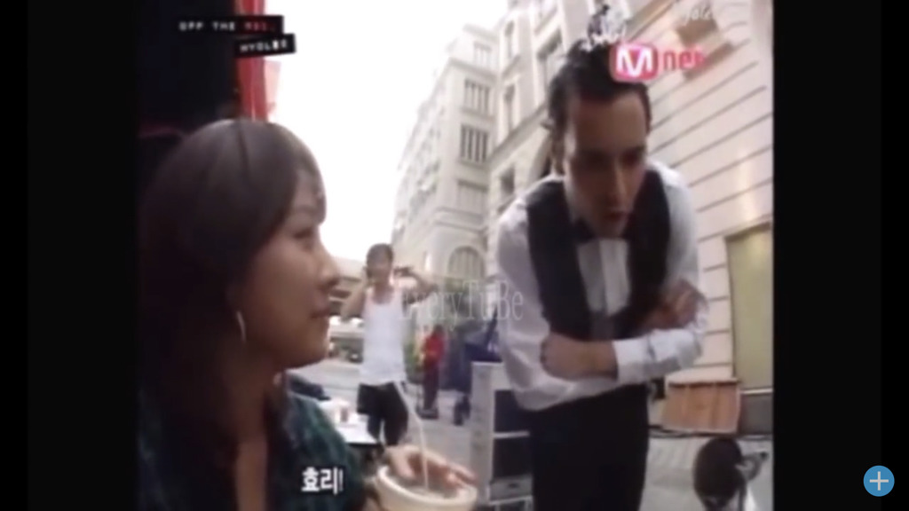 잘생긴 영국남자모델한테 번호따이는 이효리.jpg | 인스티즈