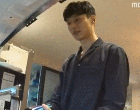 [나혼자산다] 정말로 못 하는 게 하나도 없는 충재씨 中 | 인스티즈