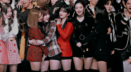 2018년을 맞이하는 레드벨벳 처제들.gif | 인스티즈