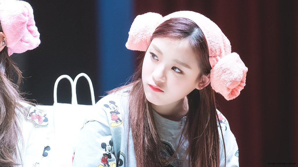 에이프릴의 막냉이 진솔이.jpg | 인스티즈