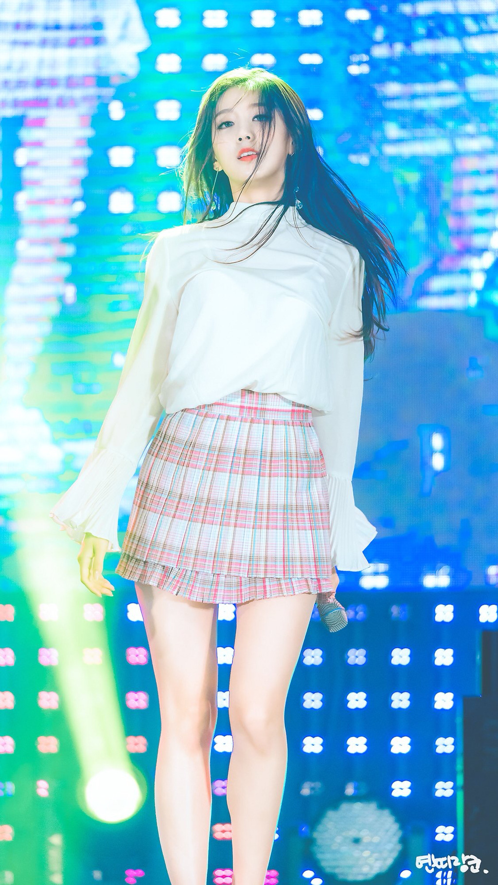 [러블리즈] 오늘의 저녁은 감자탕이어서 예인이 | 인스티즈