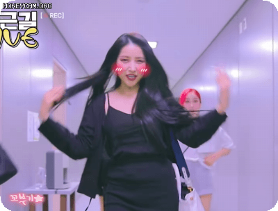 과격하게 퇴근하는 여자친구.gif | 인스티즈