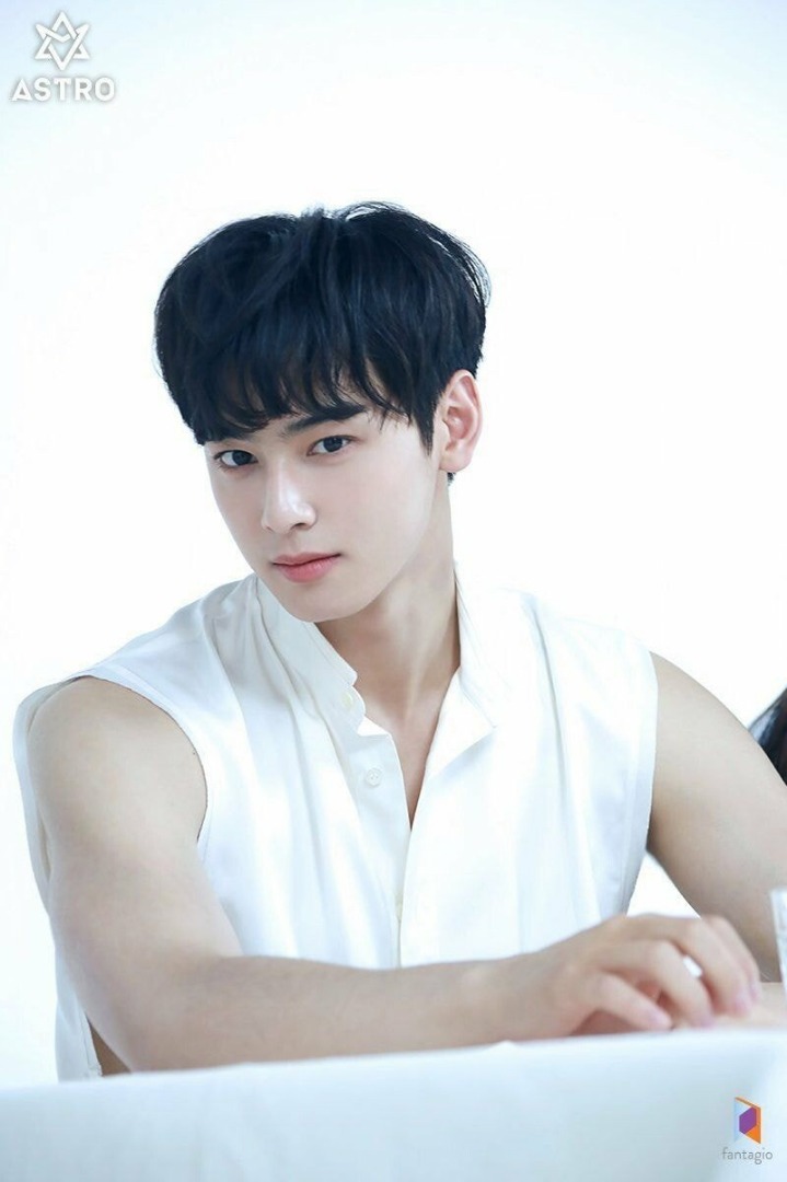 몇달전 벌크업시작한 차은우 근황.jpg | 인스티즈