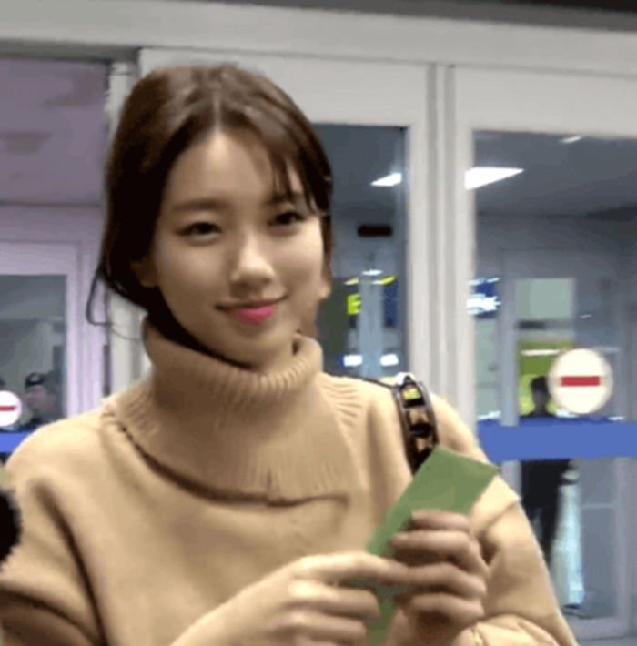 보정 1도 없는 수지의 미모.jpgif | 인스티즈