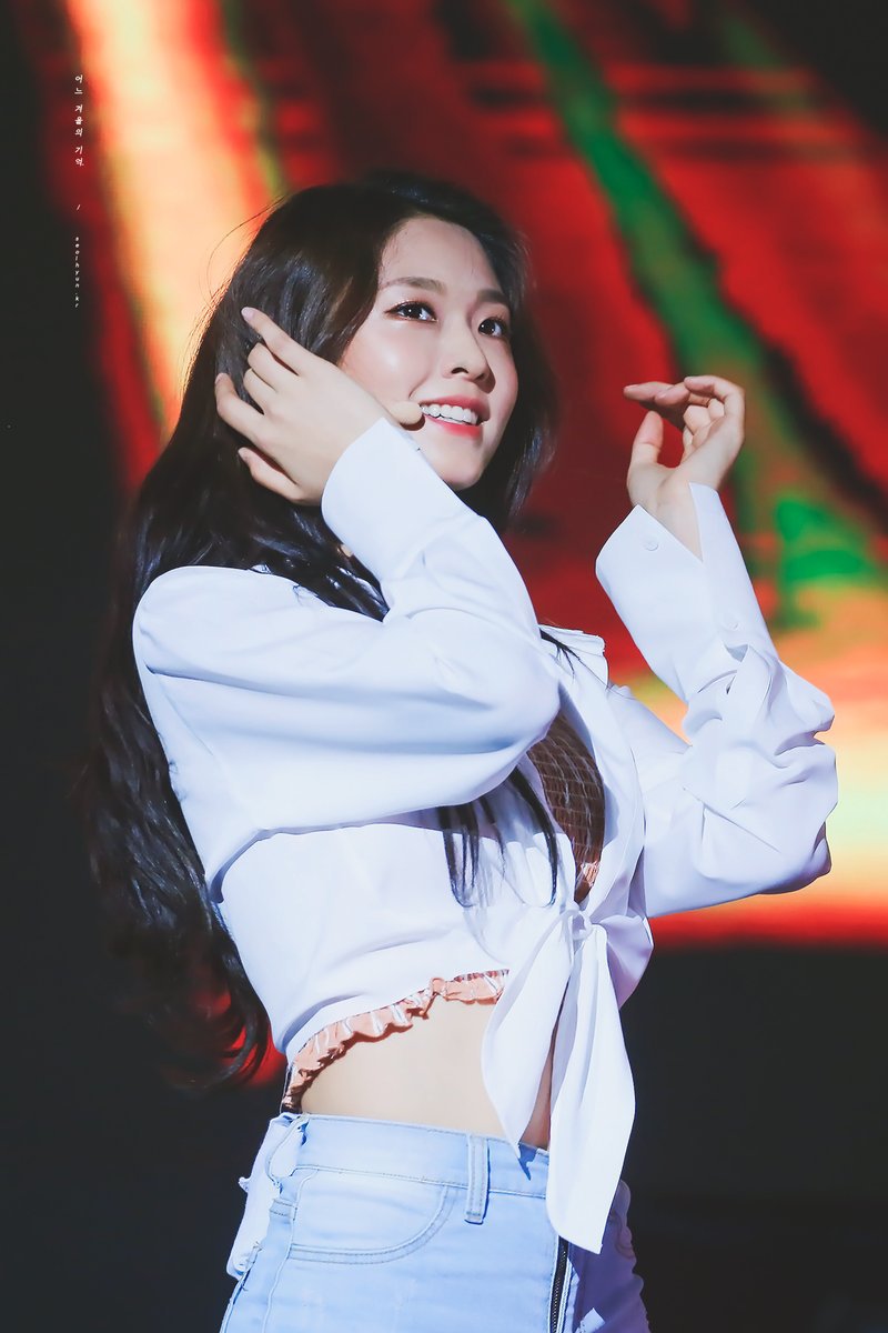 18시즌 설현이 미모.jpgif (100장) | 인스티즈
