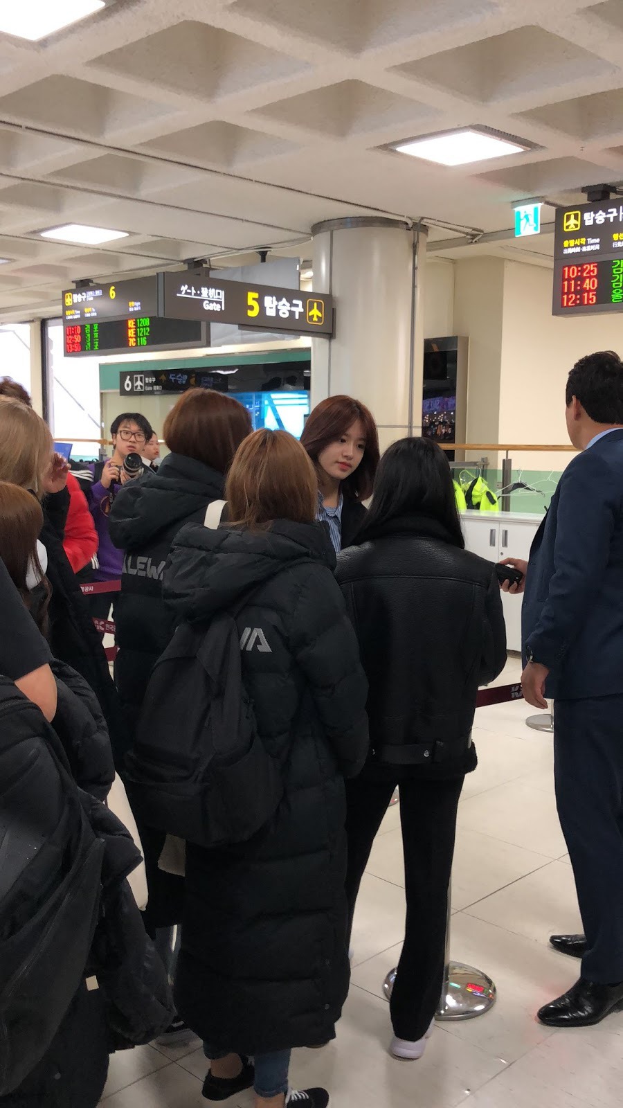 아이즈원 제주 공항 꾸라,혜원,유진,은비.jpg | 인스티즈