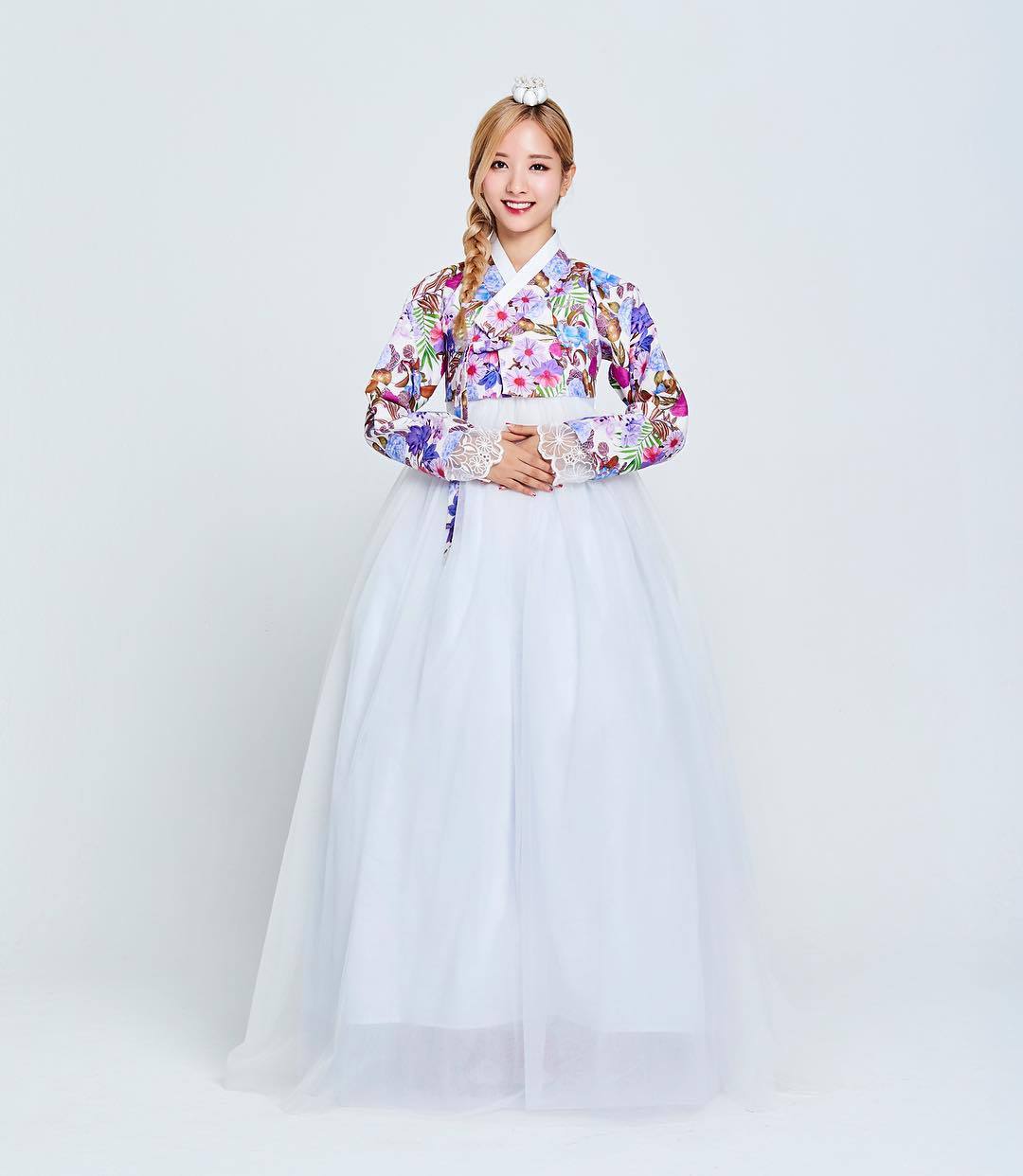 우주소녀 보나 금발머리 시절.gif | 인스티즈
